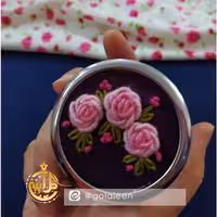 آینه جیبی گلدوزی شده مدل ملینا