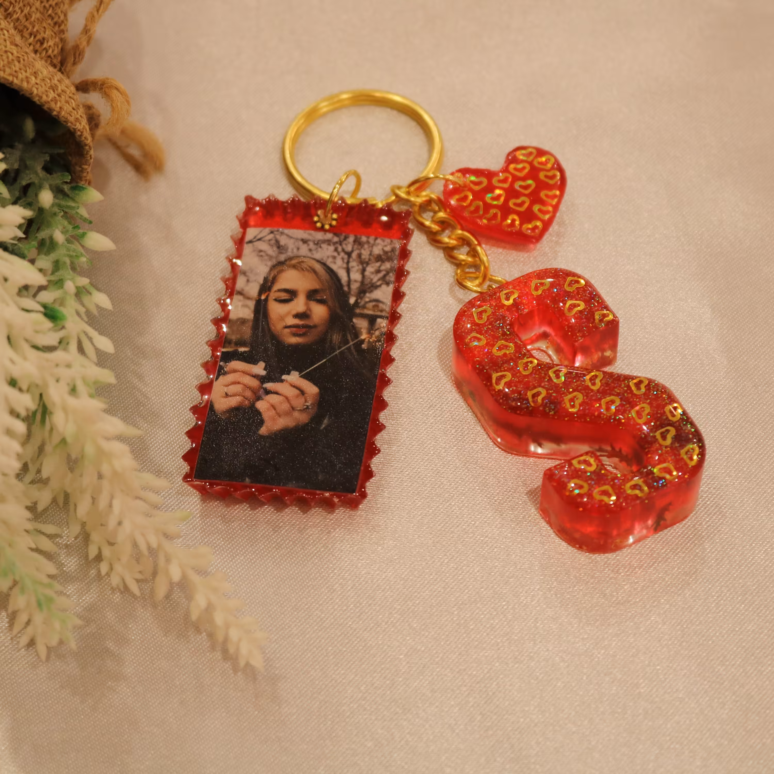 سرکلیدی رزینی حرف انگلیسی  S دو طرفه  همراه عکس 