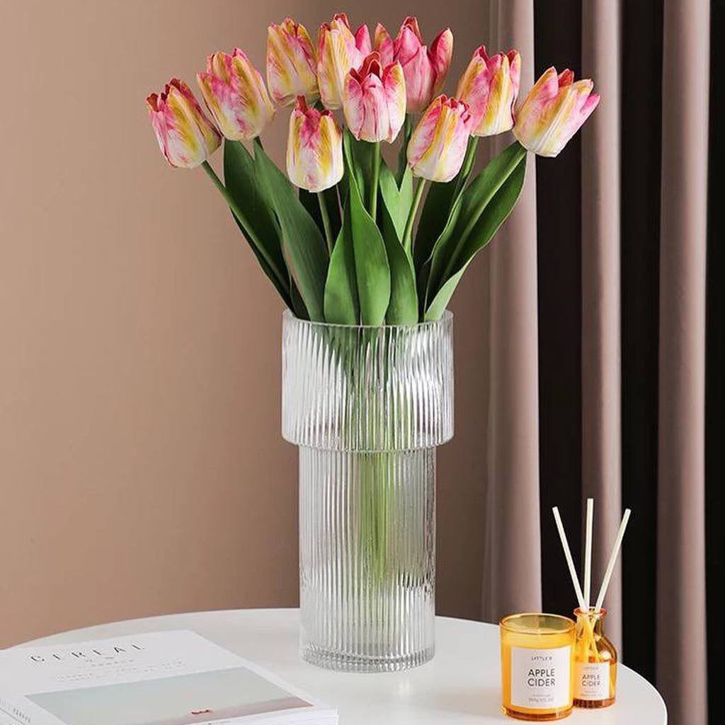 گلدان شیشه استوانه ای طرح ایکیا