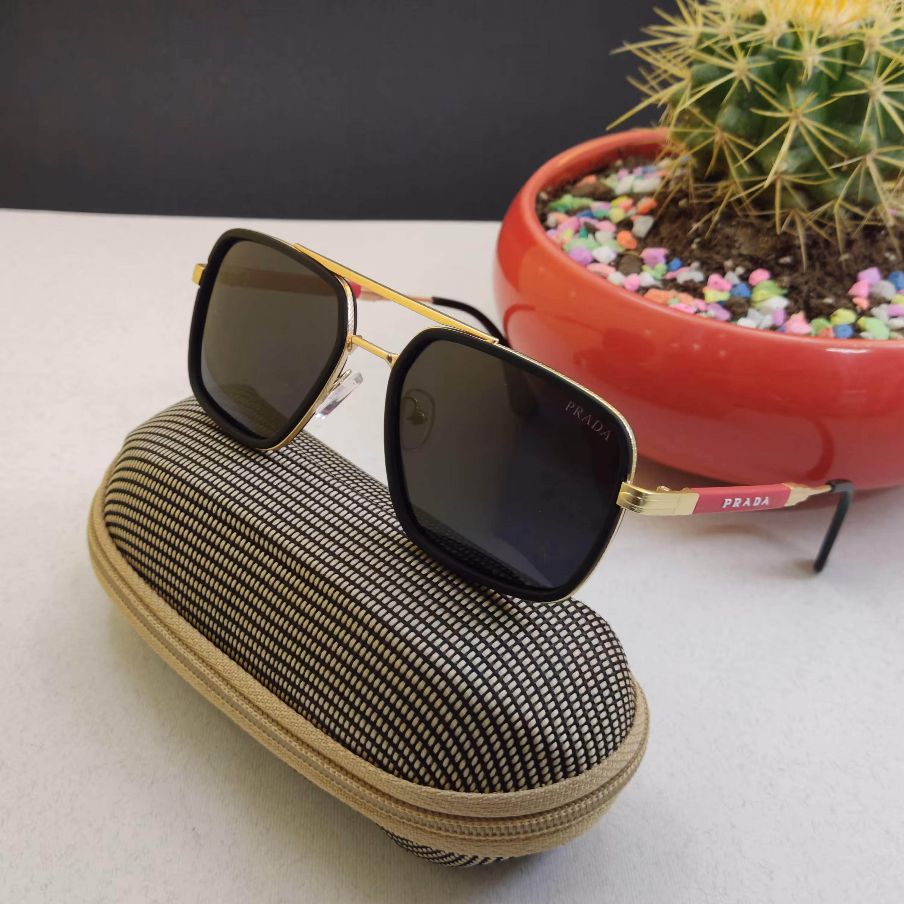 عینک پرادا پلاریزه مردانه درجه یک