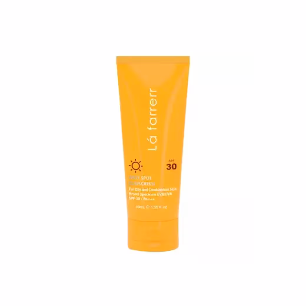 کرم ضد آفتاب و ضد لک لافارر بی رنگ مناسب پوست چرب و مستعد آکنه SPF30 حجم 40 میل