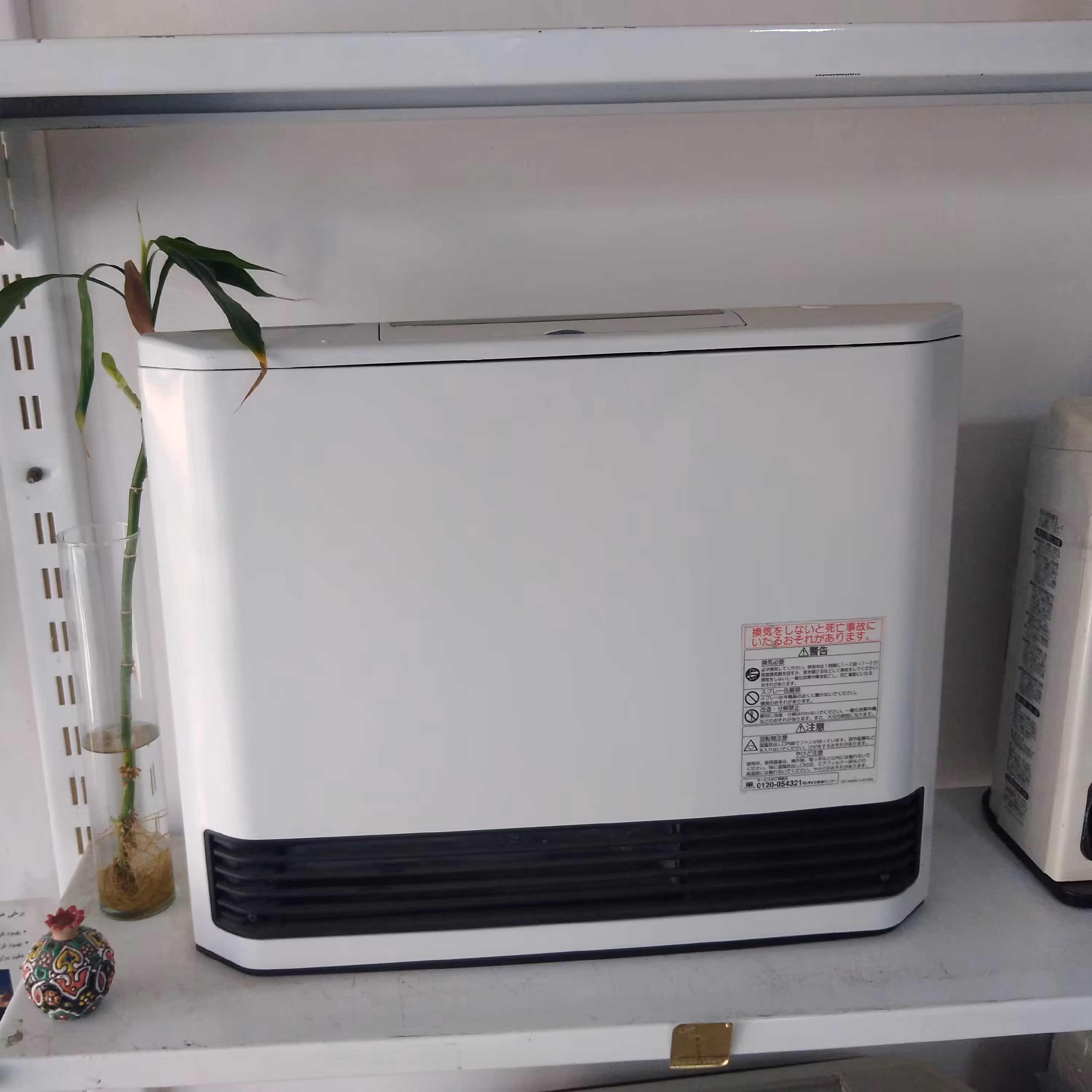 بخاری گازی برقی ژاپنی توان 3000کالری تسویه هوا دار 