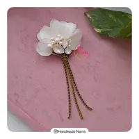 گلسینه جواهردوزی گل پولکی با مروارید های پرورشی و سواروسکی اصل بسیار لوکس و مجلسی