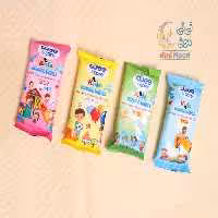 دستمال مرطوب وی کر دست وصورت