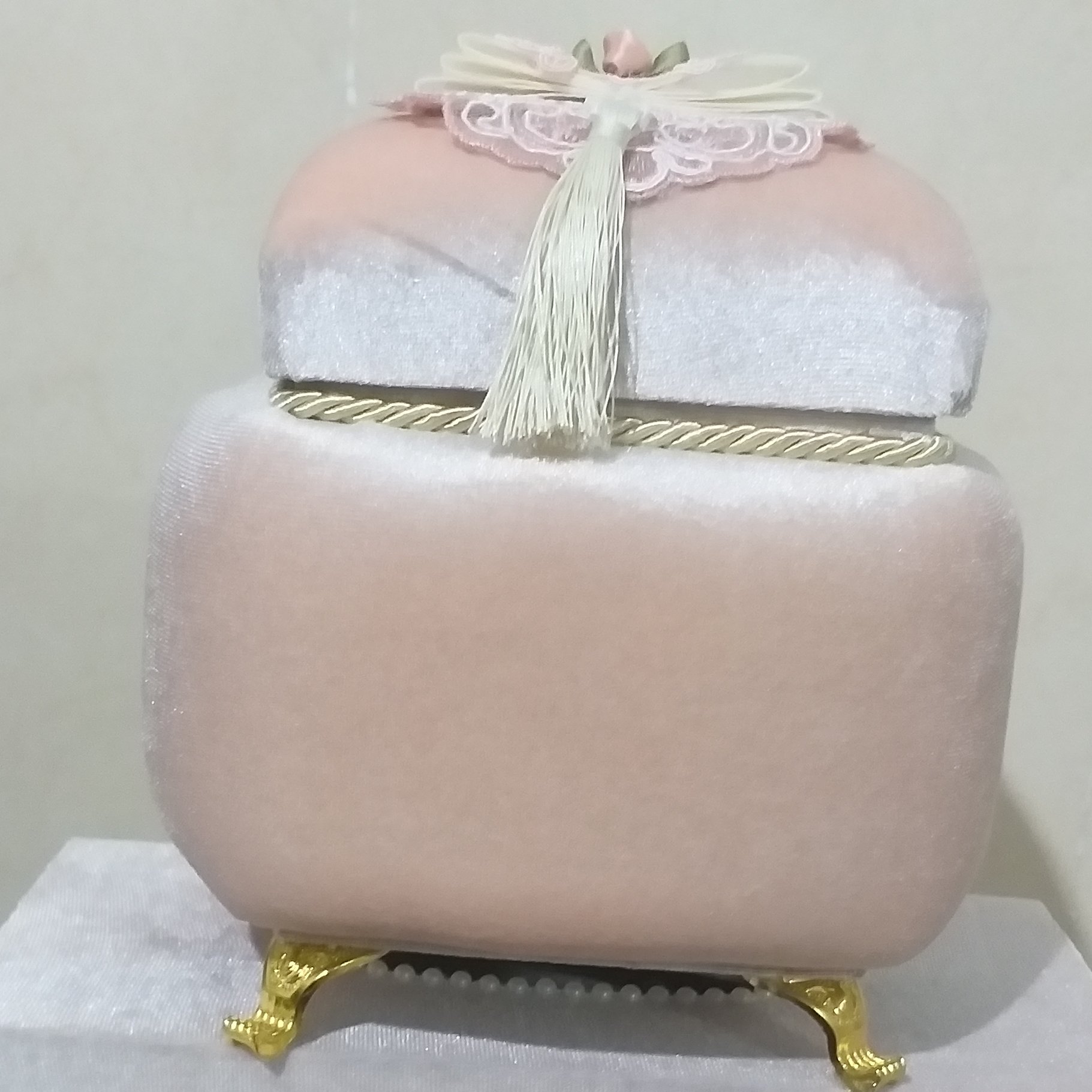 جا جواهری مربع مخمل