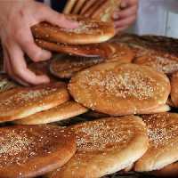 فتیر خانگی  کنجد دارسوغات اراک  نیم کیلویی.ارسال به منطقه 14 تهران   با تی باکس وبعهده خود مشتری میباشد.