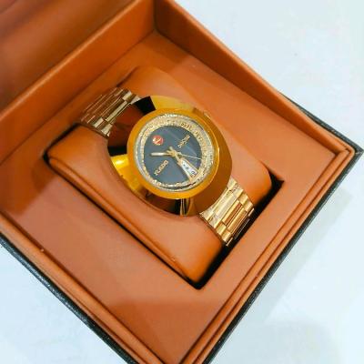 ساعت رادو باطری RADO تخم مرغی بدنه تمام سرامیک لنگر چرخون ژاپن