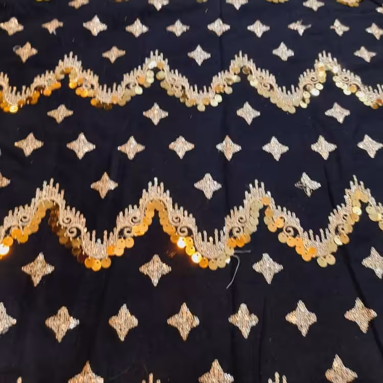 پارچه لنین خامه دوزی گلدار سفید مشکی کرم