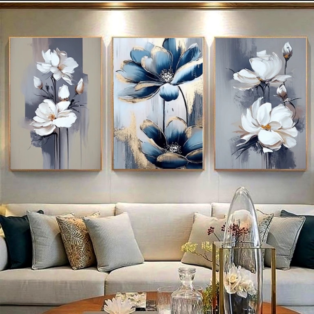 تابلو دکوراتیو طرح نقاشی گل سفید وآبی وطلایی سه تکه 