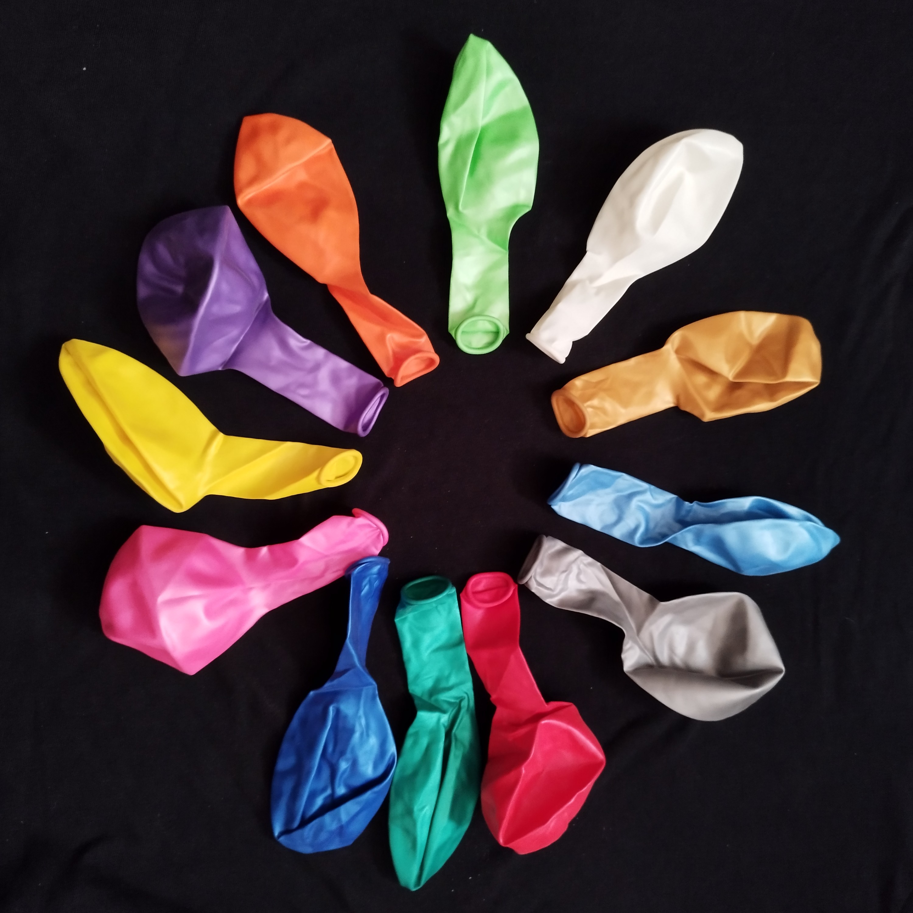 بادکنک بسته 20 عددی رنگبندی تصادفی