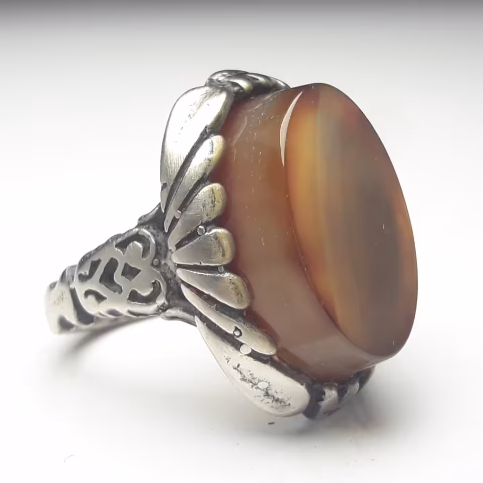 انگشتر عقیق عسلی سایز 63