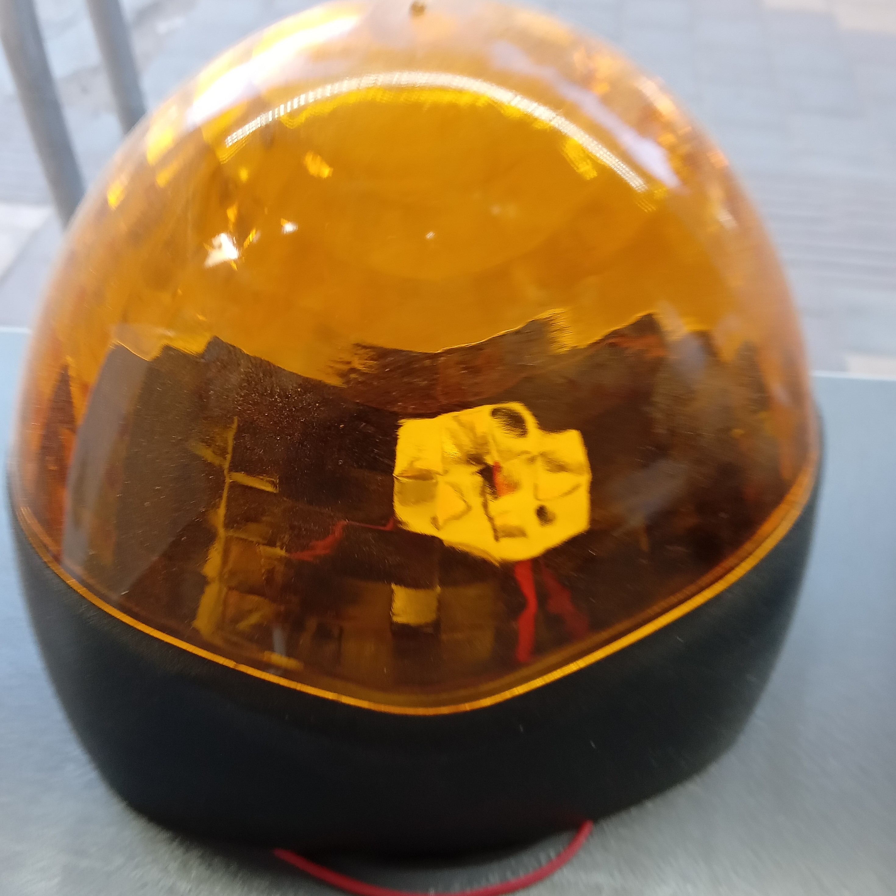 فلاشر 24ولتی مختص درب منازل و اماکن