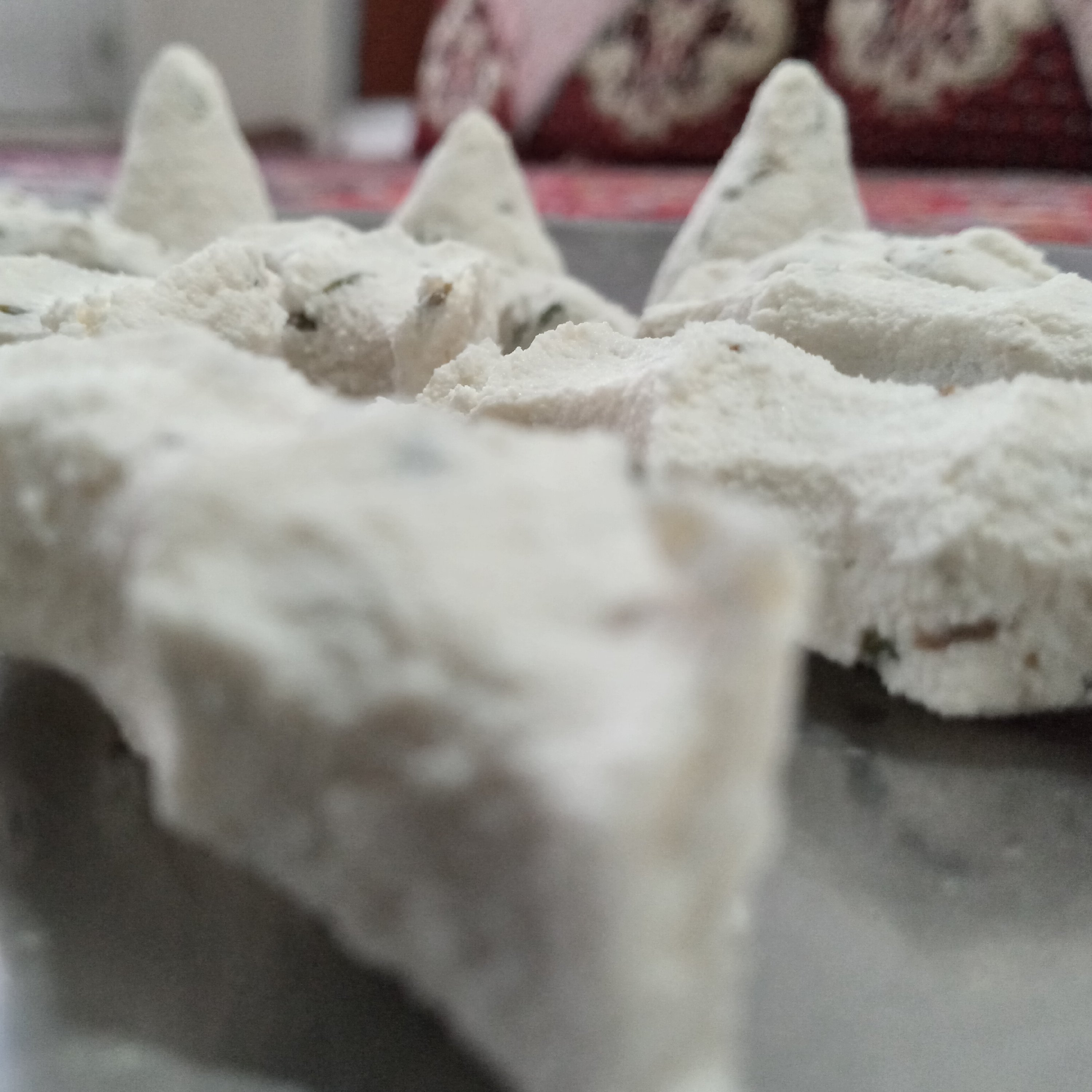 کشک محلی قوروت
زیره دار