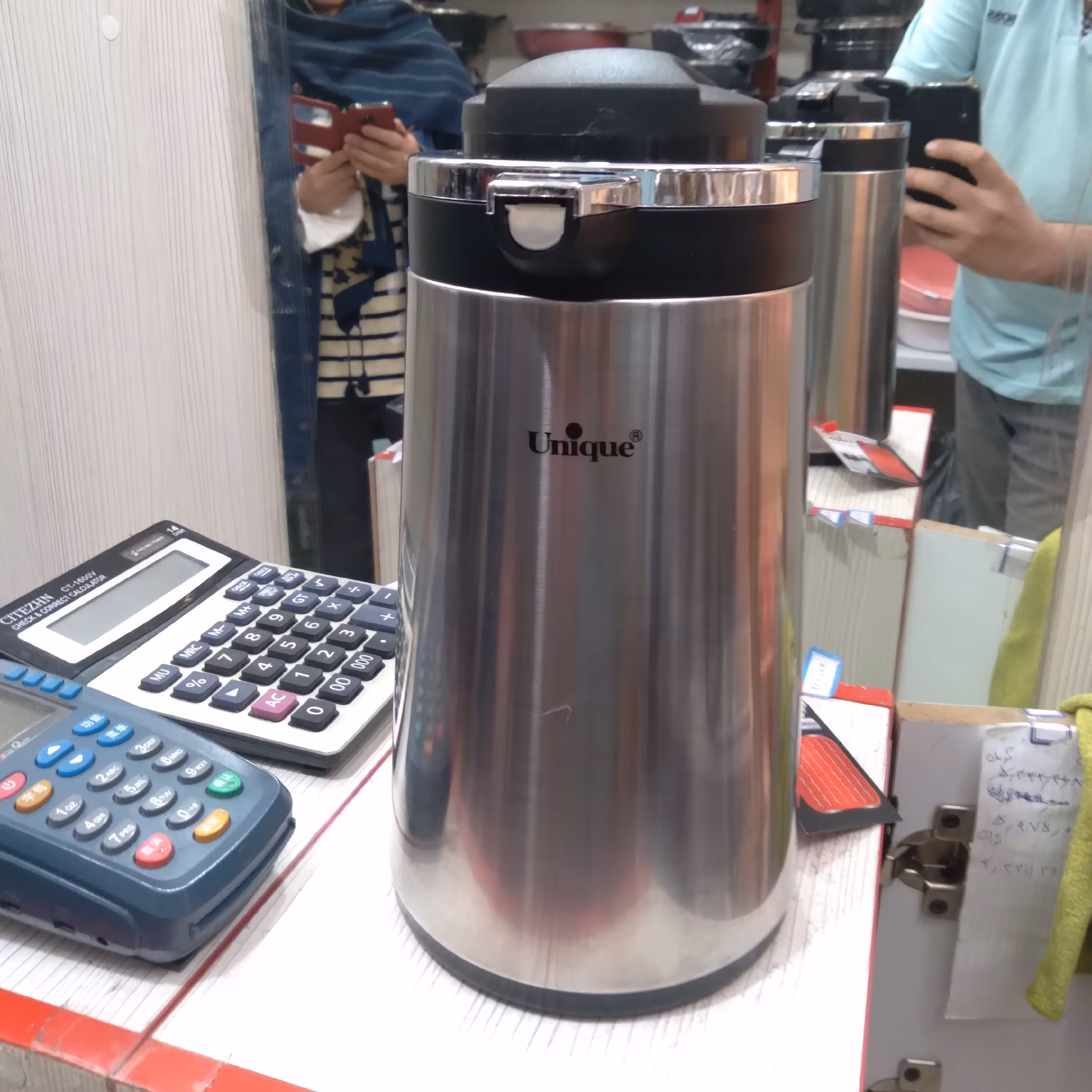 فلاکس 1 لیتری یونیک داخل شیشه