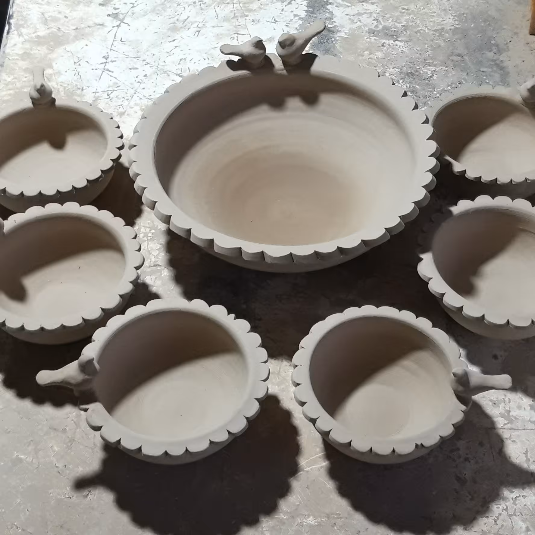 سرویس هفت پارچه سفالی(تک فروشی ندارم)