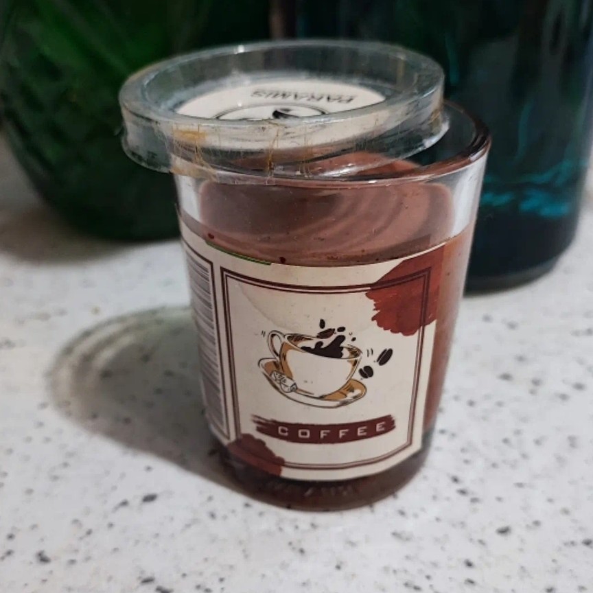 شمع استکانی با رایحه ی قهوه