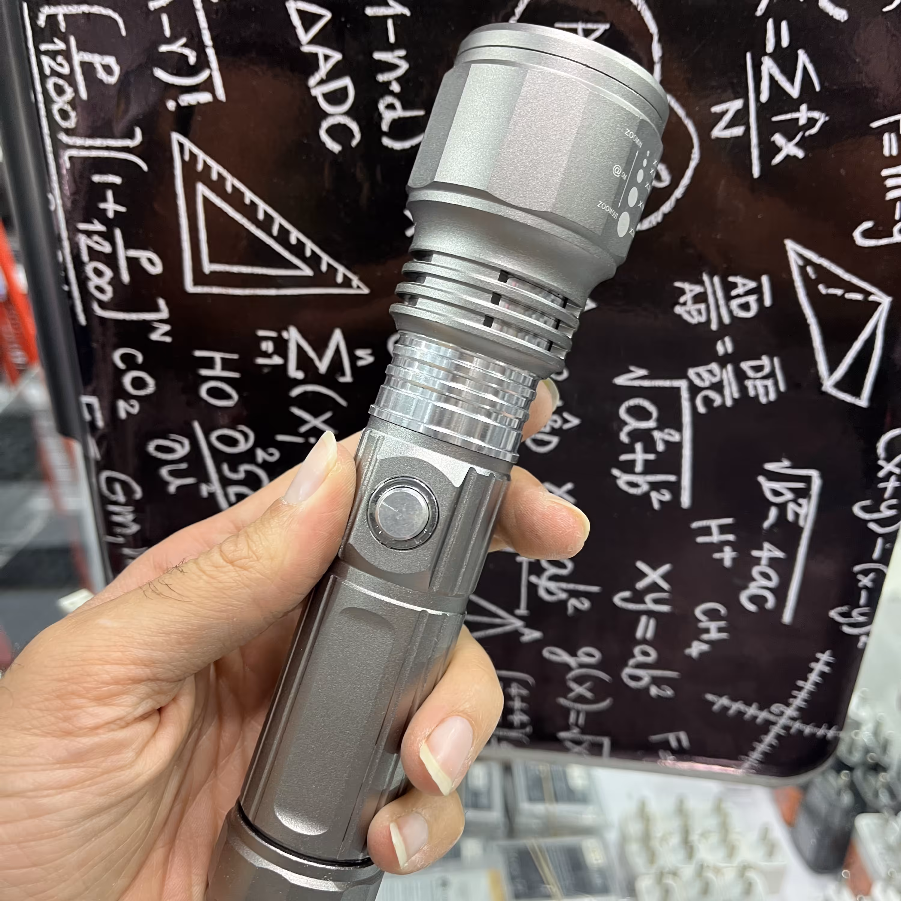 چراغ قوه پلیسی