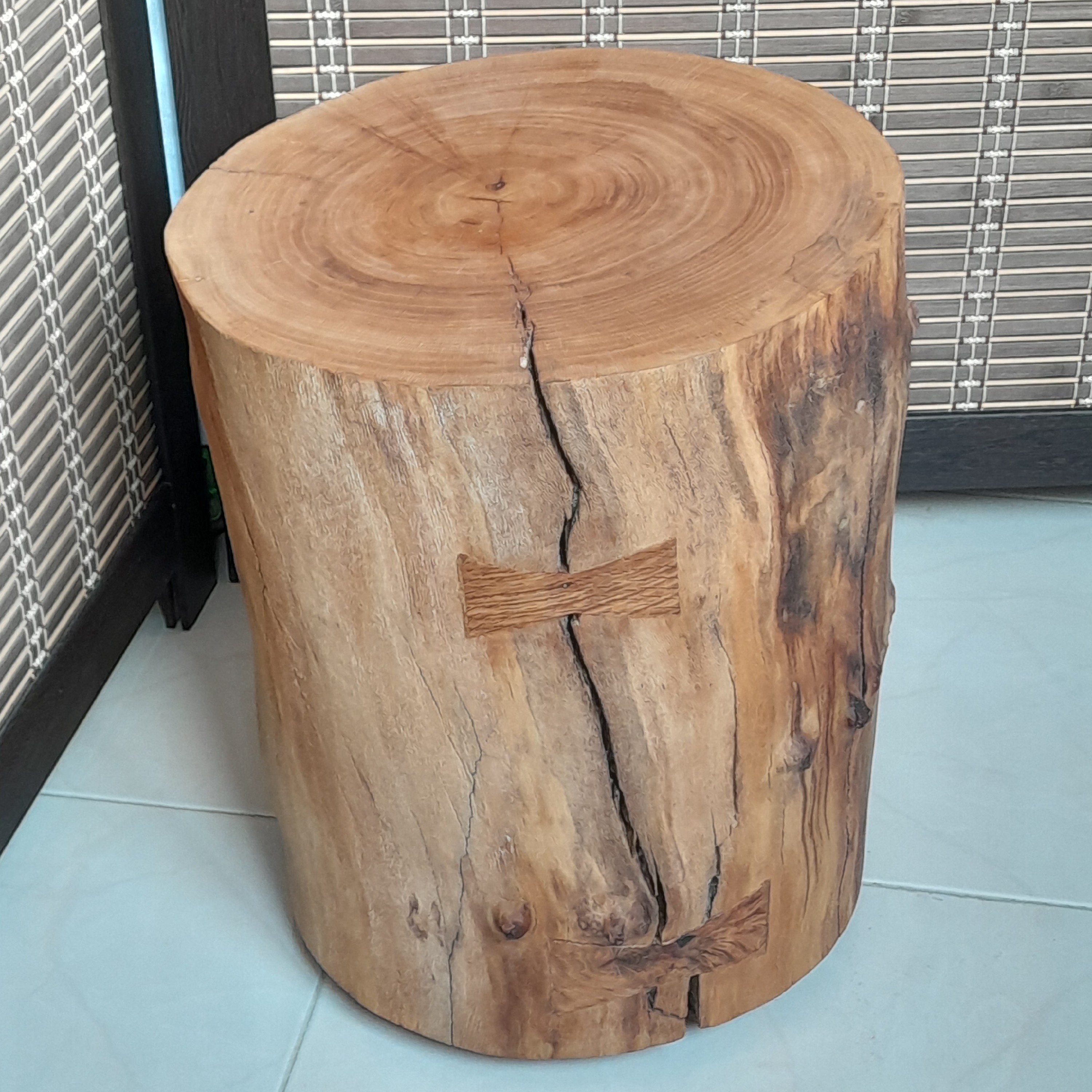کنارسالنی و کنارتختی مدرن روستیک