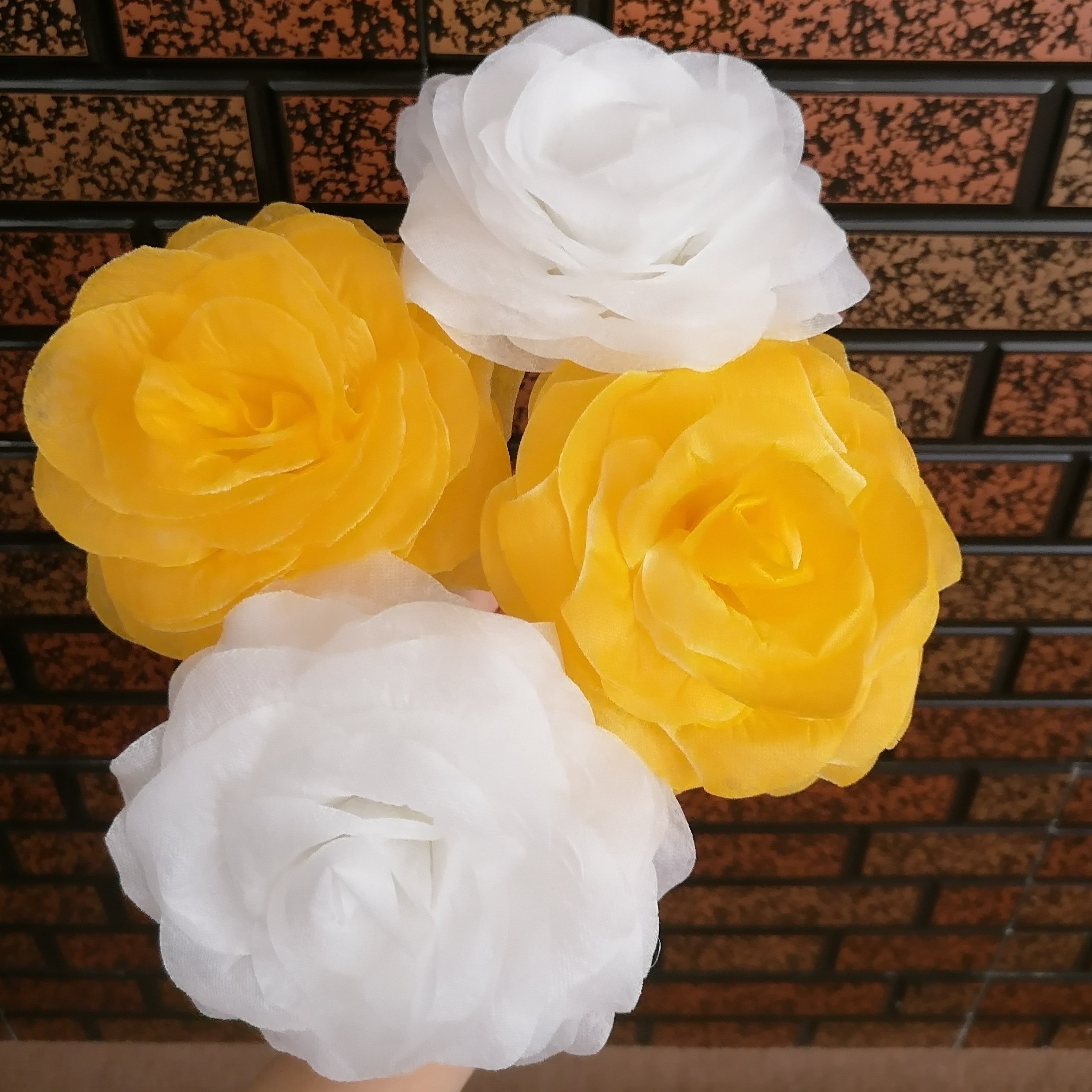 گل لمسی قابل اجرا دررنگهای مختلف