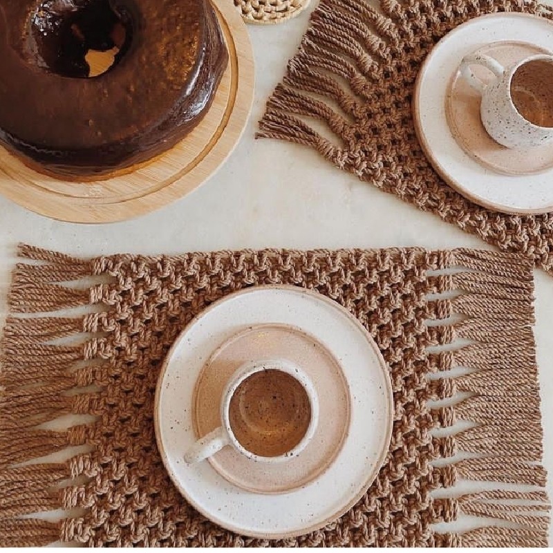 زیر بشقابی مکرومه 