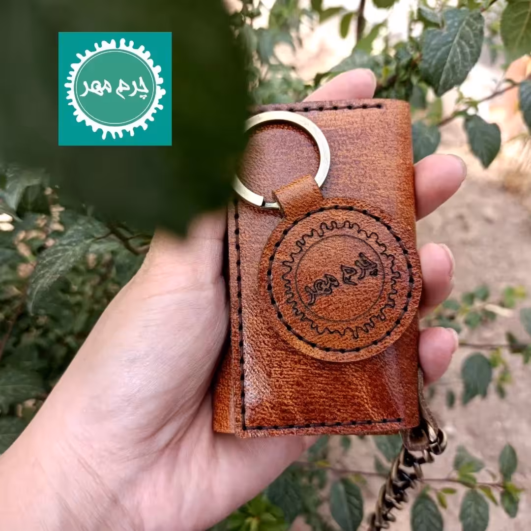 جاکلیدی _ جاکارتی دست دوز چرم پتینه شتری عسلی قهوه ای 