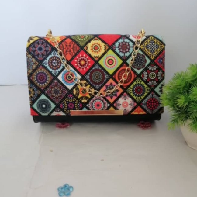 کیف دسته زنجیری