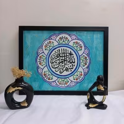 تابلو دکوراتیو همراه با قاب