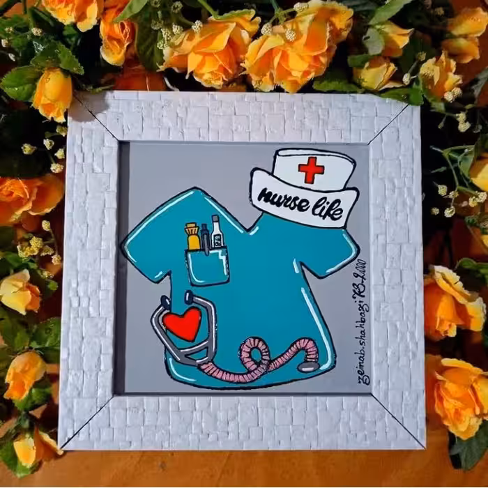 تابلوویترای‌روز‌پرستار بهمراه قاپ سایز 20در20 