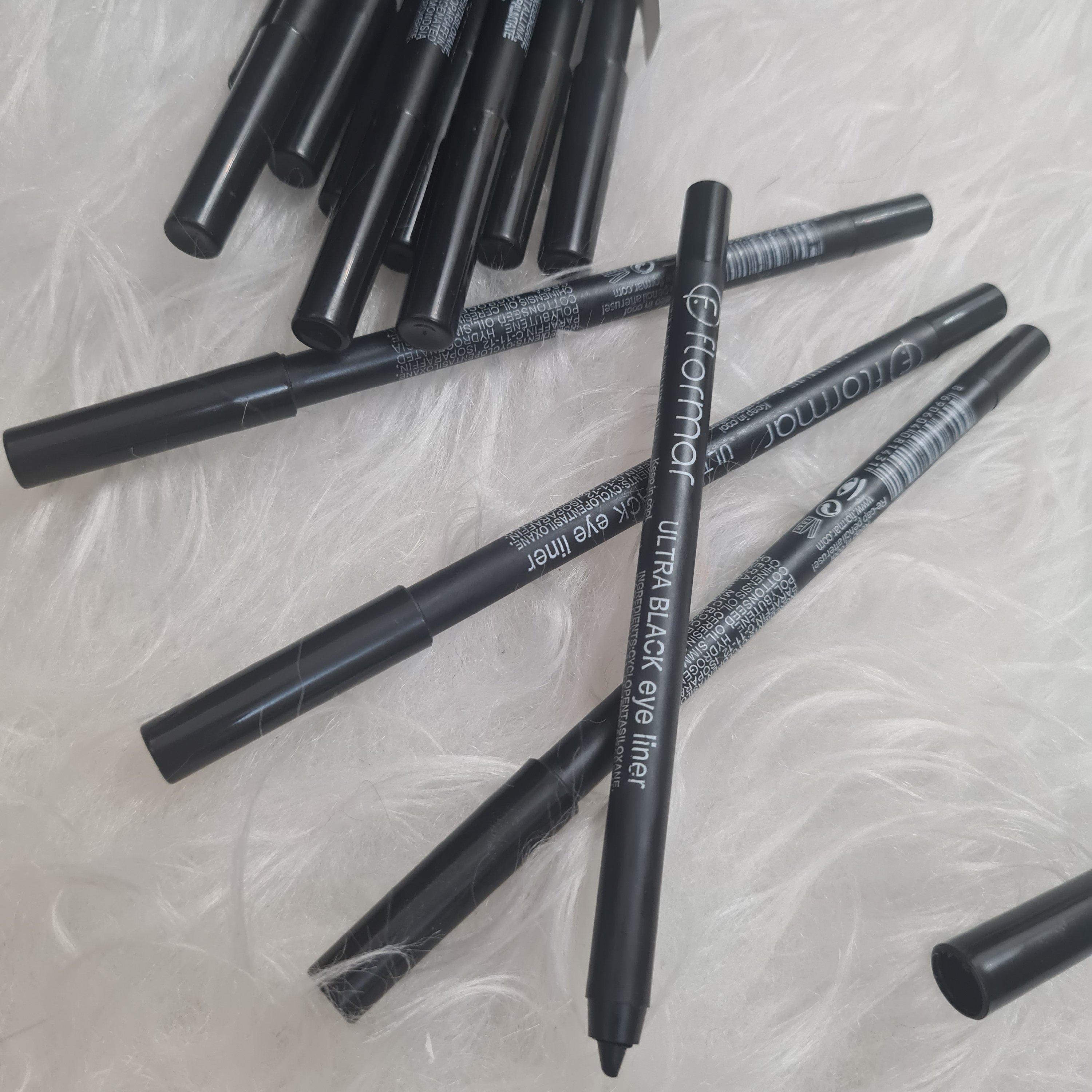 آرایشی وبهداشتی سرمه چشم