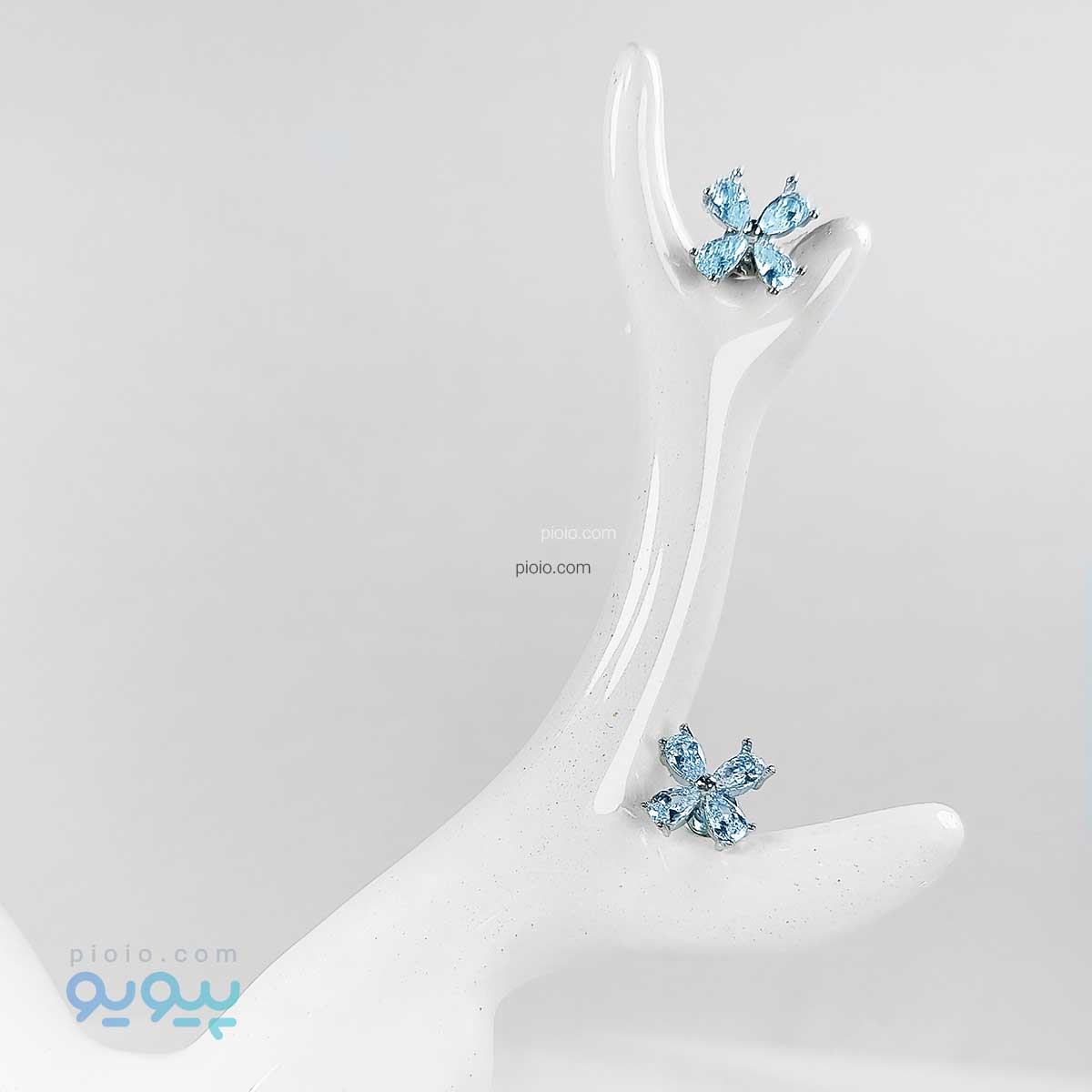 گوشواره نقره ای نگین دار طرح گل