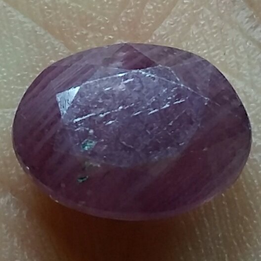 نگین معدنی یاقوت سرخ پر رنگ دیدنی تراش جواهری شاهکار خلقت