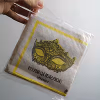 دستمال کاغذی تم تولد طرح ماسک 