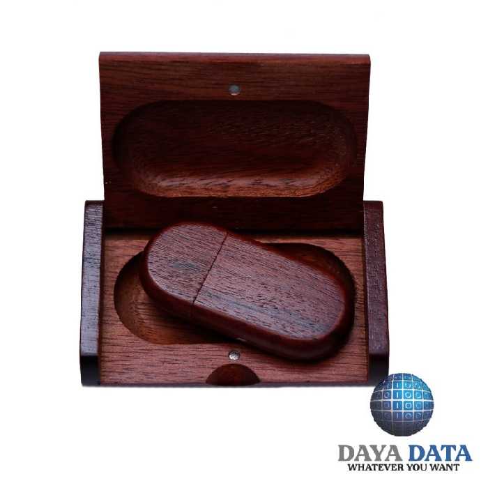 فلش مموری  دایا دیتا  ست  لوکس  چوبی مدل WO1000-13  ظرفیت128GB -USB3 رنگ شرابی
