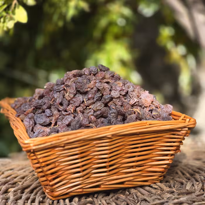 مویز گوشتی و درشت و ریز آفتاب خشک انگور فخری یک کیلویی (پس کرایه)