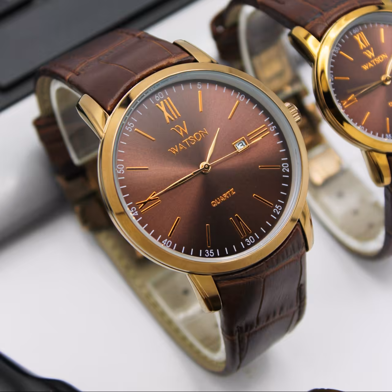 ساعت مچی ست زنانه و مردانه واتسون-بندچرم اورجینال تک موتور مدل 1008