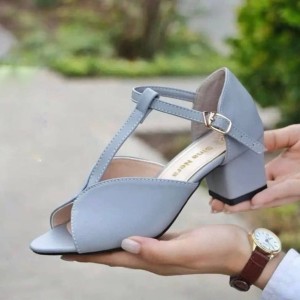 کفش مجلسی پاشنه دار