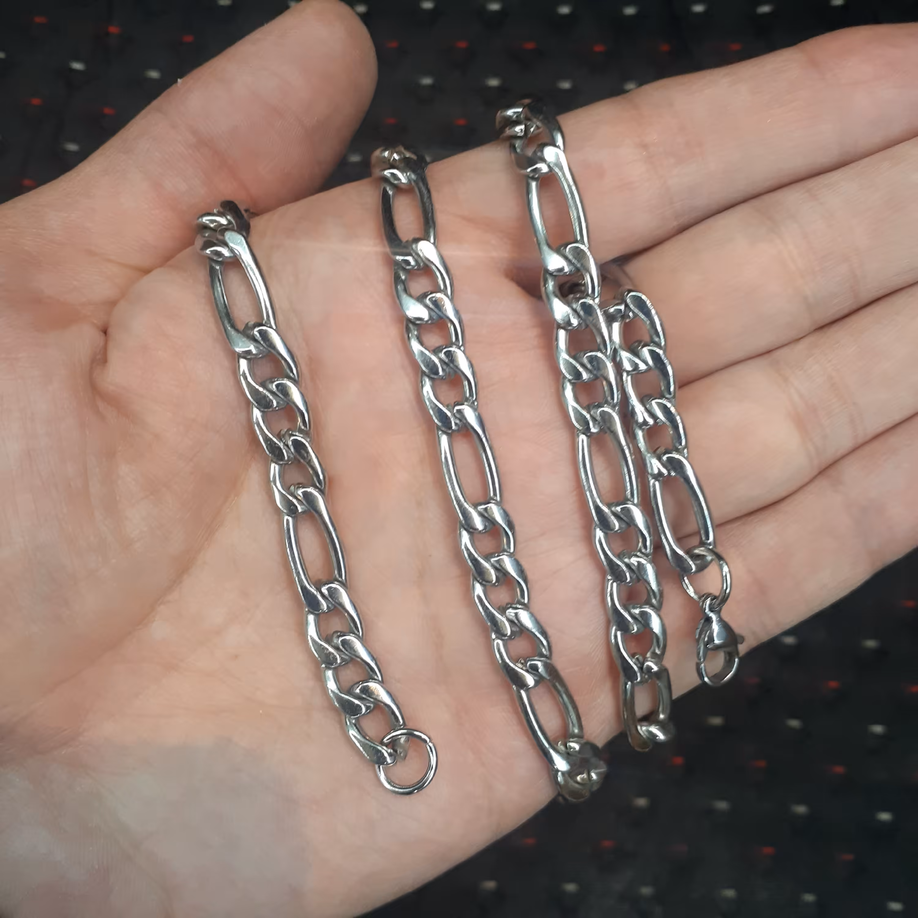 زنجیر استیل کارتیر طرح  فیگارو با ضخامت 7 میل و طول 60 cmرنگ کاملا ثابت