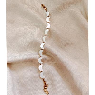 دستبند سنگ صدف مدل ماه