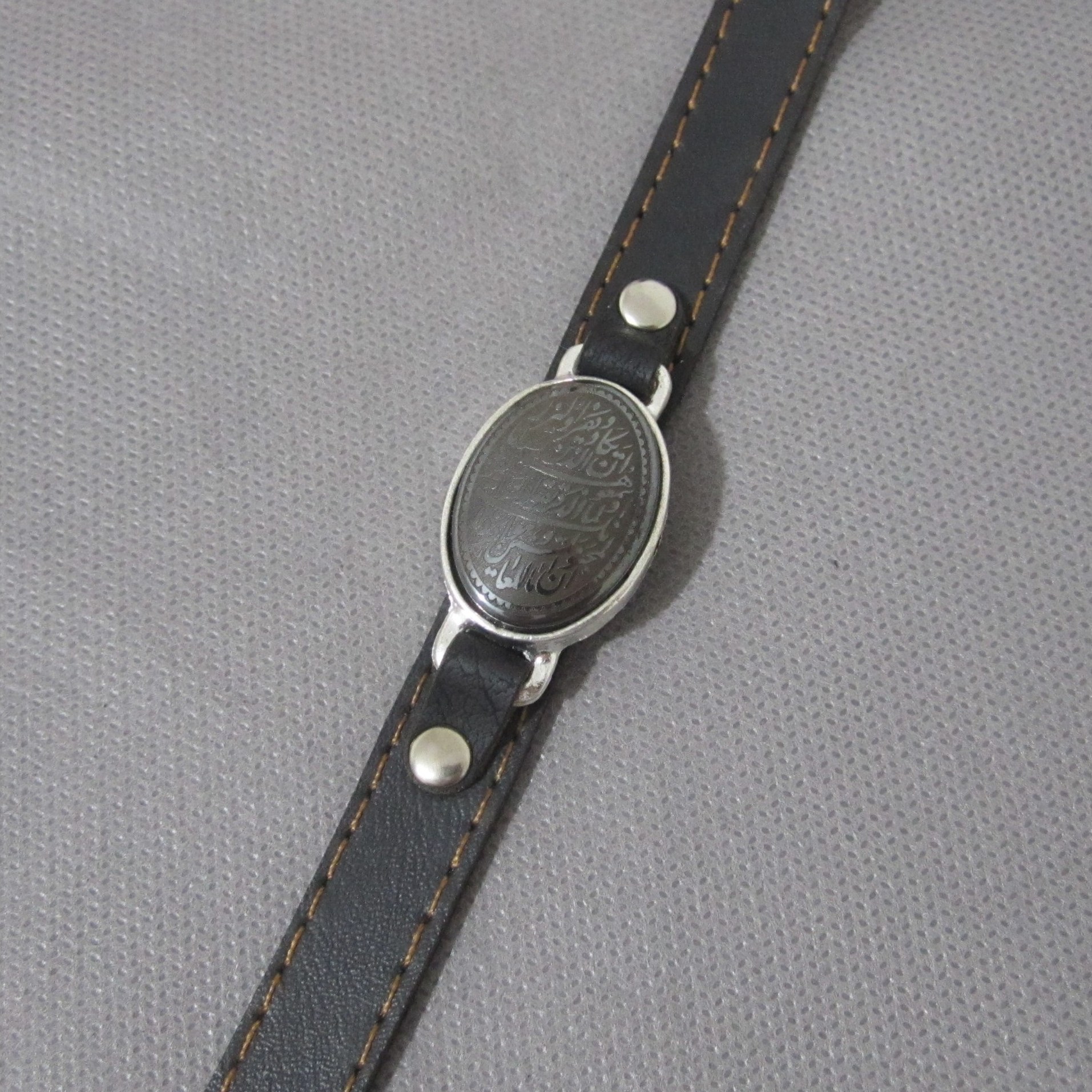 دستبند حدید اصل معدنی وان یکاد