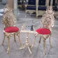 شطرنج برنجی پایه دار برنزی همراه با دو عدد صندلی (با پس کرایه)