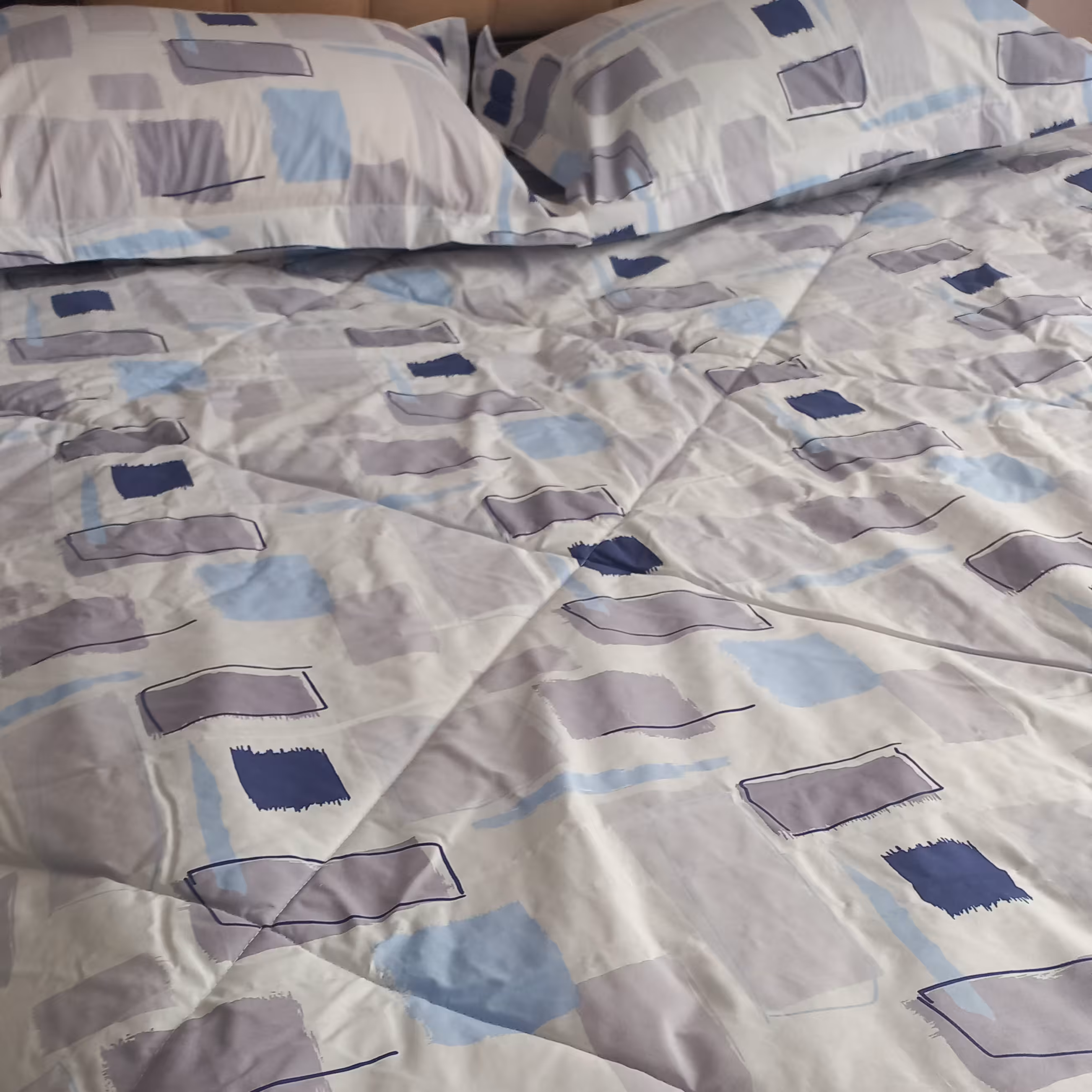  سرویس لحاف روتختی دو نفره سه تیکه  پنبه دوزی پارچه پنبه ای 