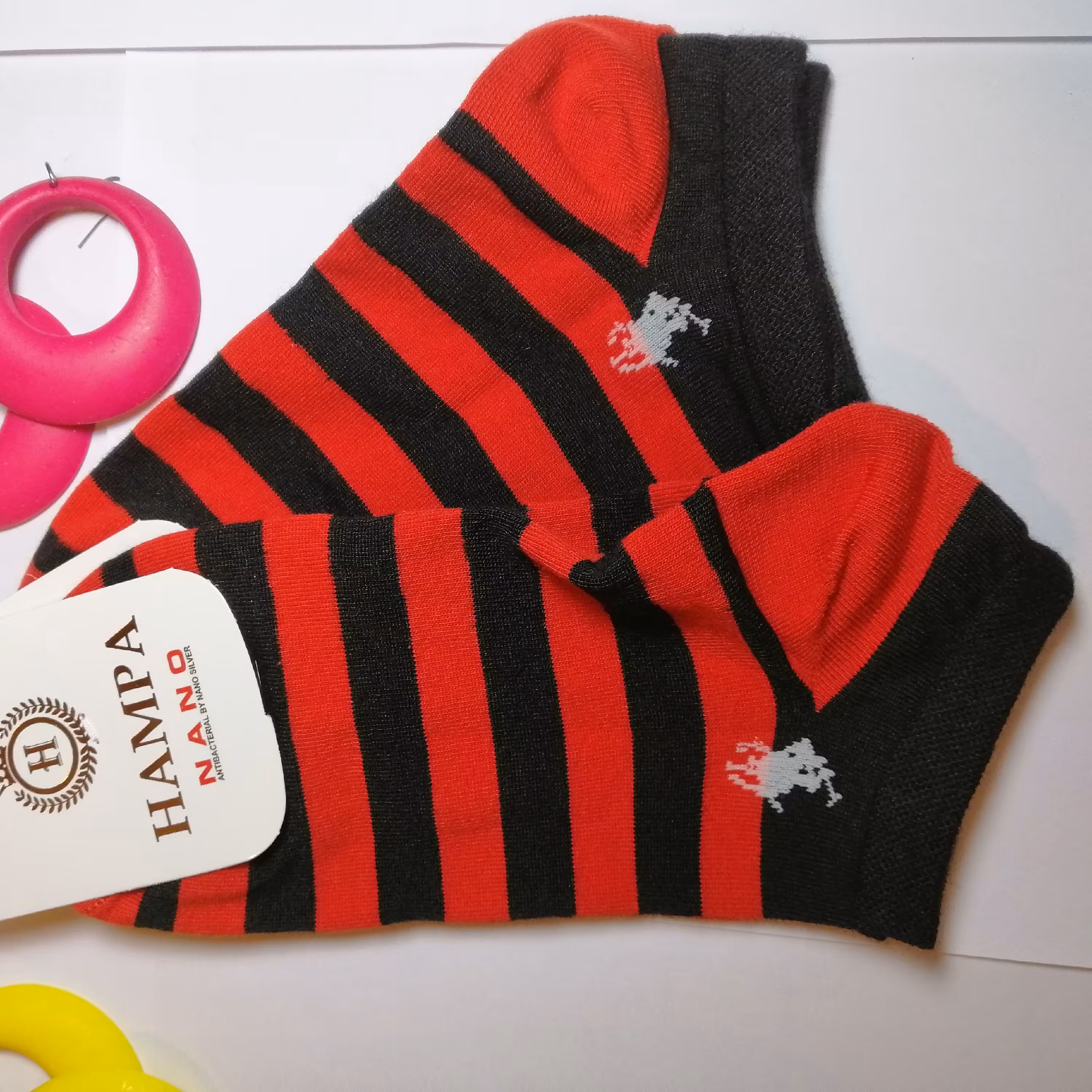 جوراب مچی اسپرت نخی  قرمز مشکی