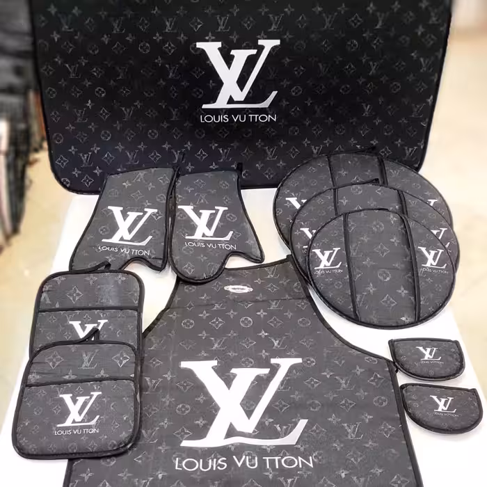 پیشبند و ممکنی آشپزخانه طرح LV سرویس 11 پارچه (پس کرایه)