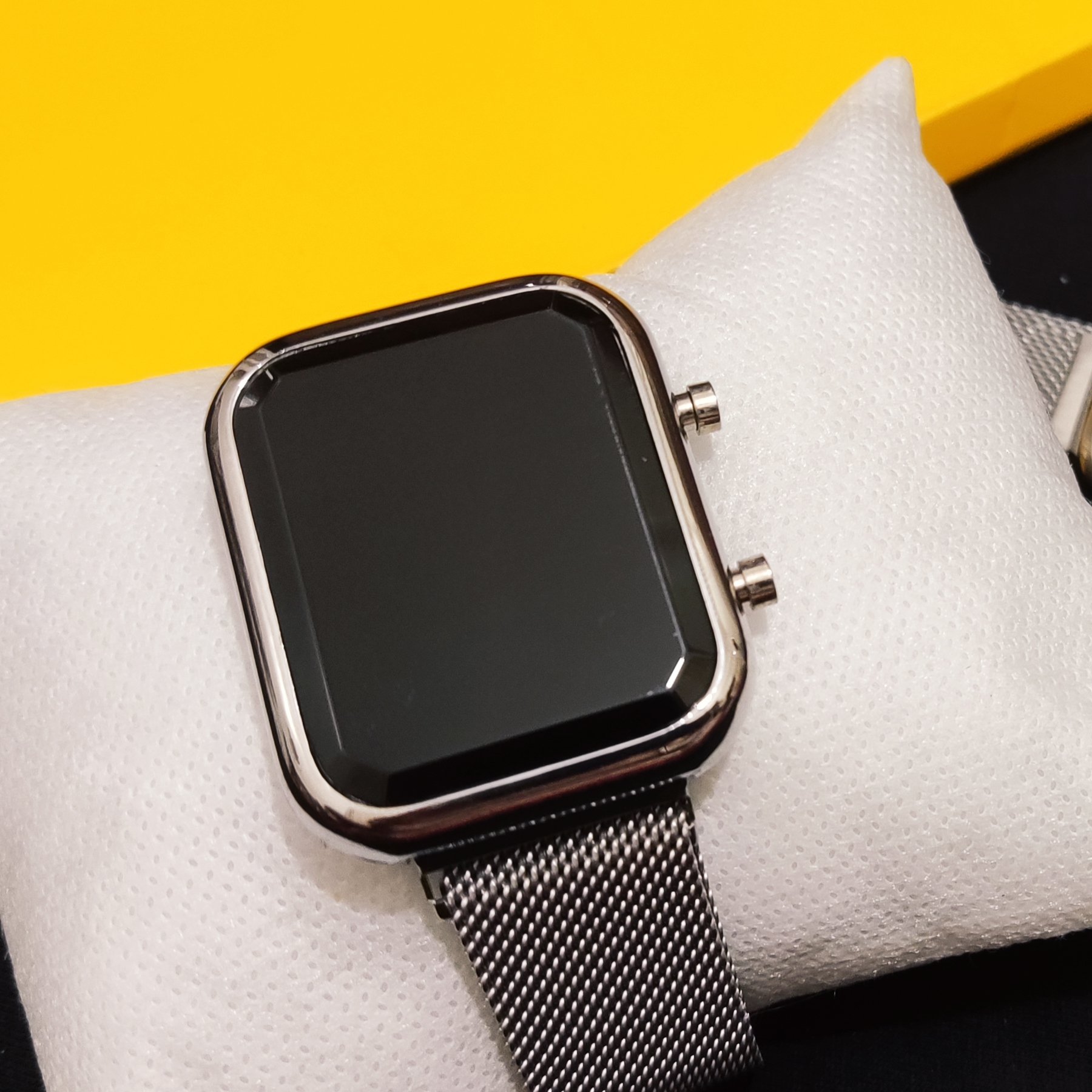 ساعت دیجیتالی صفحه 4گوش رنگ نقره ای