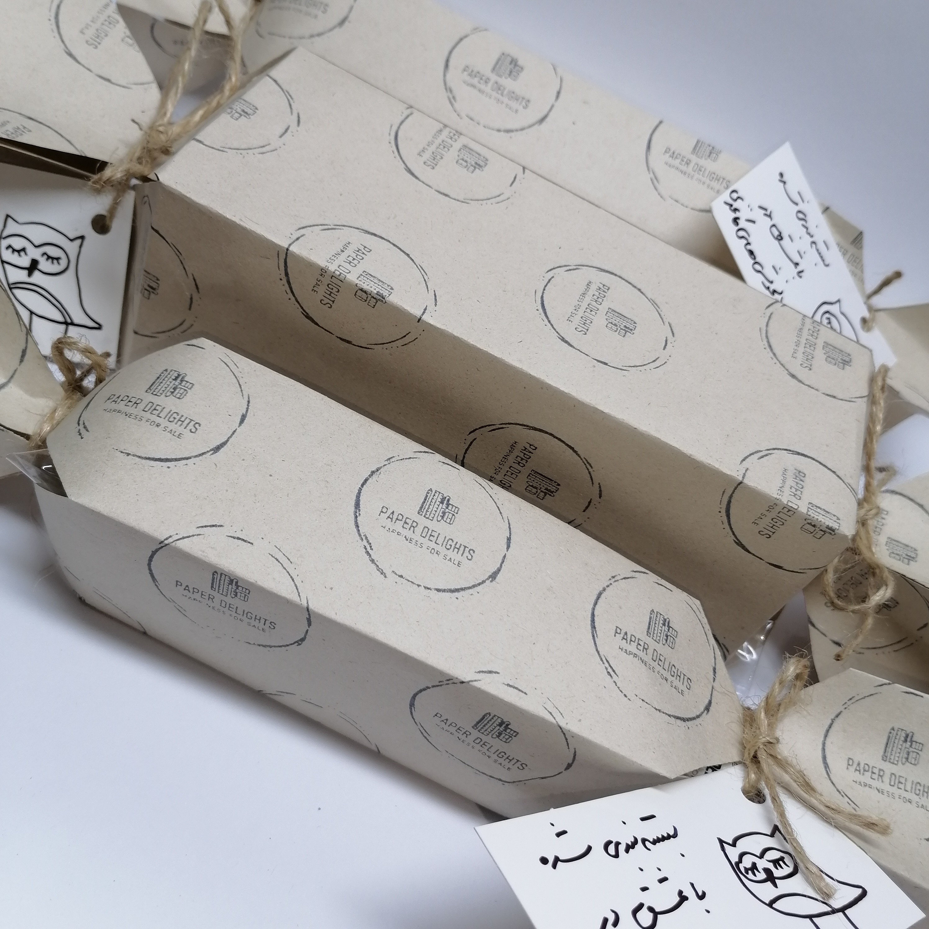 بسته بندی ویژه دلخوشی های کاغذی مناسب هدیه 