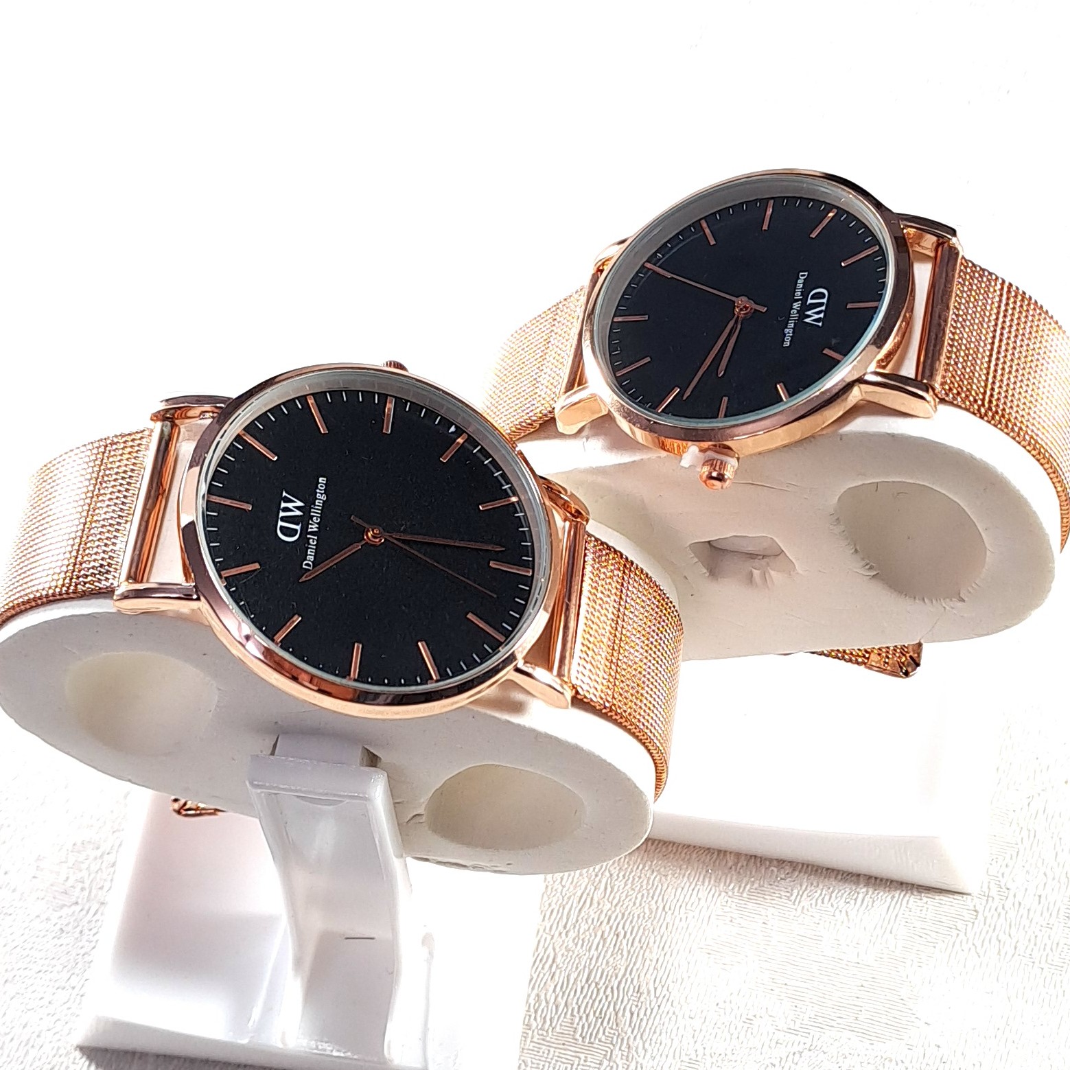 ساعت دنیل ولینگتون بند حصیری متور ژاپن  ست زنانه و مردانه