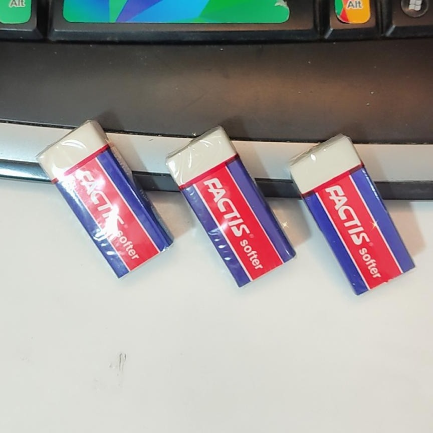 پاکن بزرگ فکتیس 