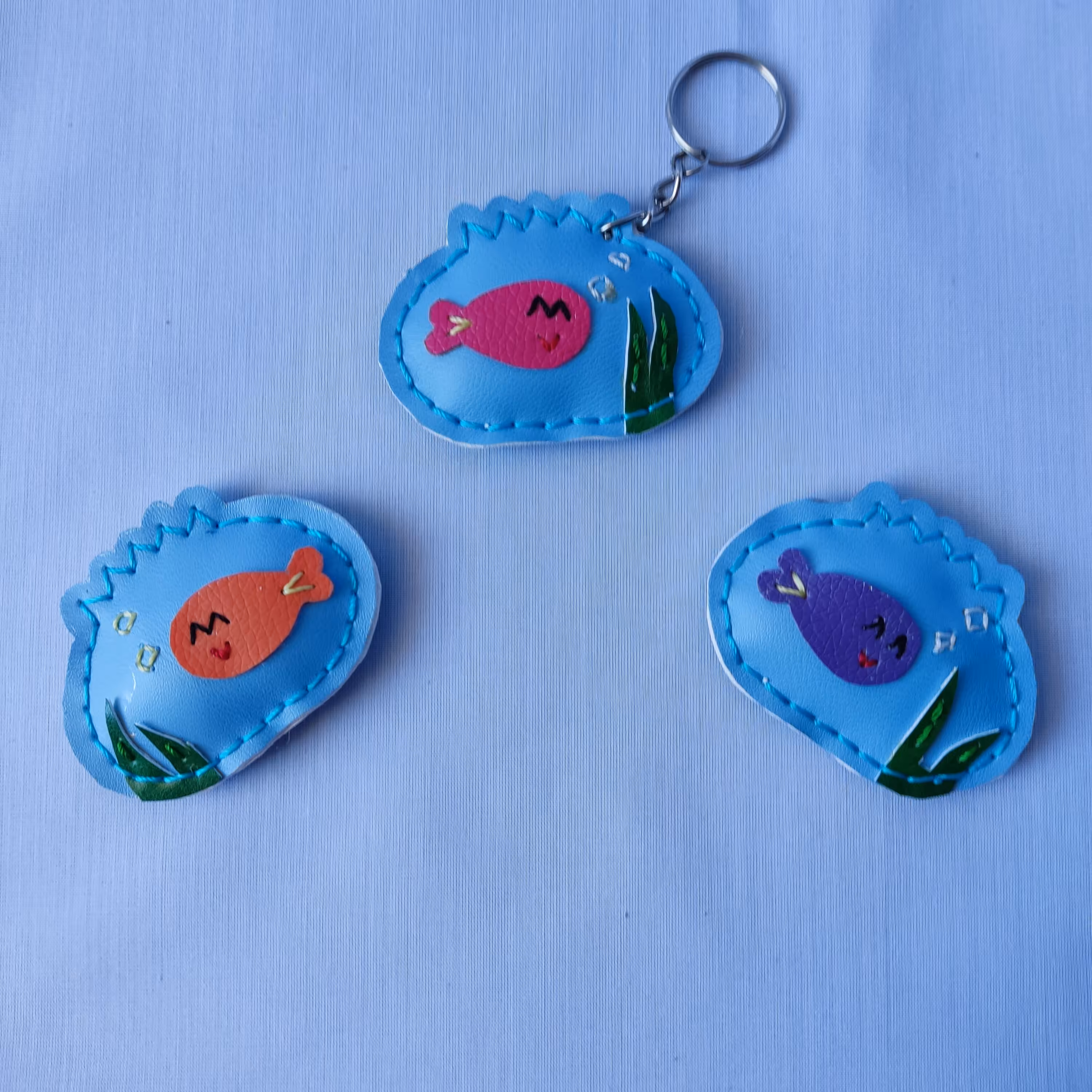 سر کلیدی  چرم دستدوز مدل ماهی و تنگ ماهی