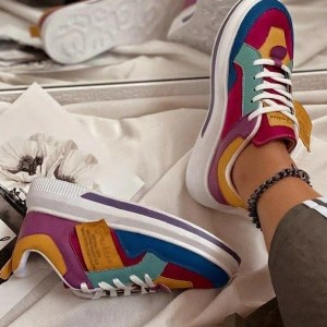 کتانی زنانه