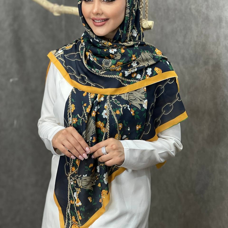 روسری نخی گلدار قواره بزرگ
